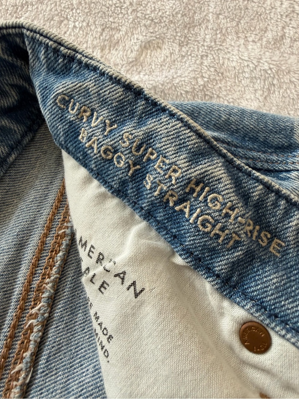 American Eagle Outfitters Curvy 12 Regular Super High Rise Baggy Wide Leg Jeans - Picture 7 of 7